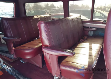 1984 Chevrolet G20 from USA, damaged, VIN 1G8EG25H5E7111034